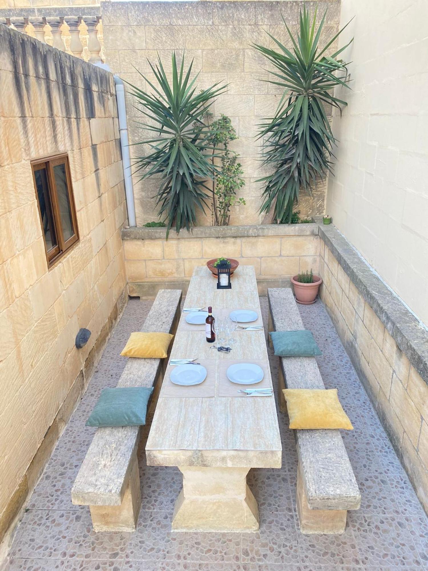 A La Maison B&B Xagħra Zewnętrze zdjęcie