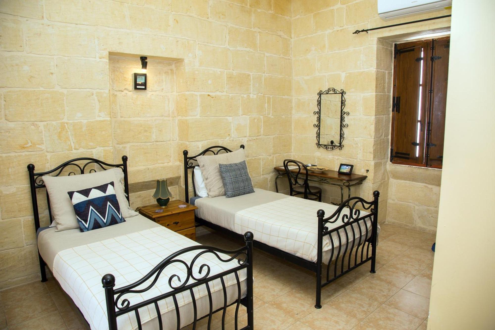 A La Maison B&B Xagħra Zewnętrze zdjęcie